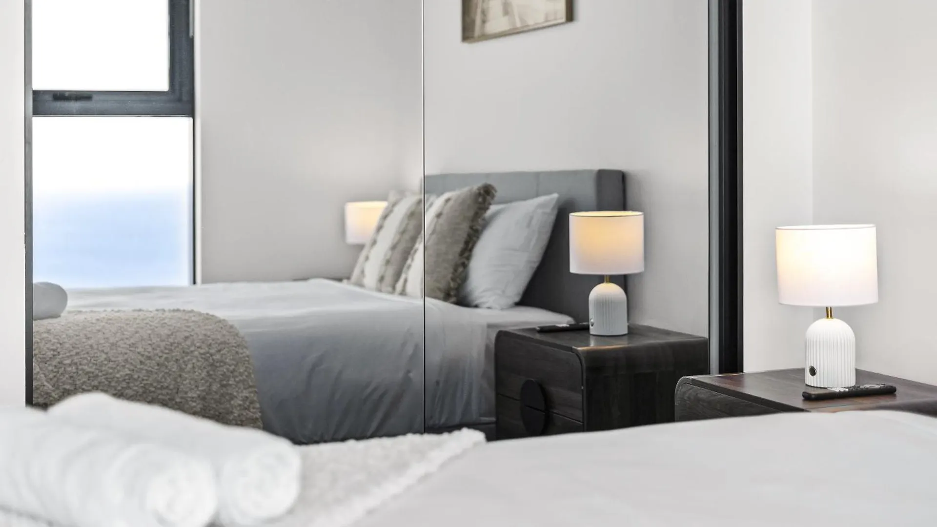 Lägenhet Ocean Views In Beachside 2-Bedroom Unit - Q Stay Guldkusten